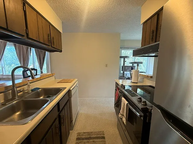 2 bed, 1134 sqft, $2,500 — Photo 3