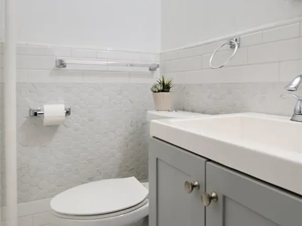 2835 Webb Avenue image 20 of 26