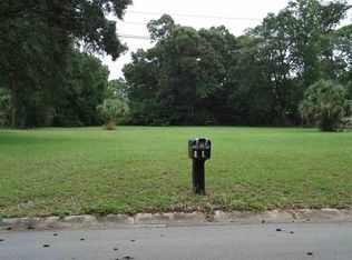 128 Cove Rd, Pensacola, FL 32503