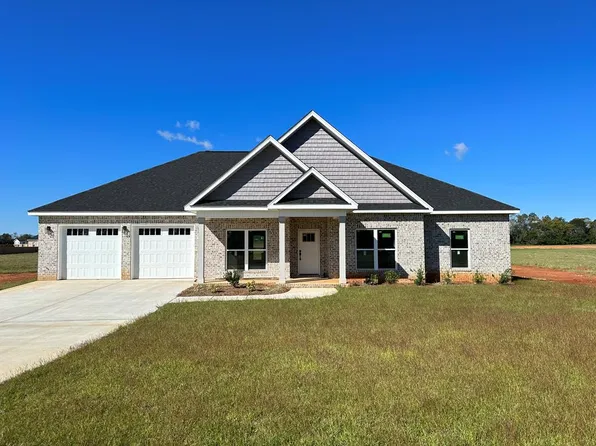 320 Heritage Way, Headland, AL 36345