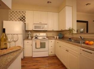 92 Scenic Cove Ln, Saint Charles, MO 63303