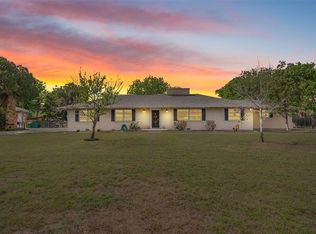 111 W Denison Dr, Robinson, TX 76706
