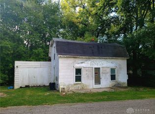 671 Dowdell Ave, Xenia, OH 45385