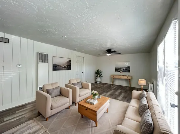 The Redwood Flats, 951 N Redwood Rd #5, Salt Lake City, UT 84116