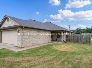 2500 Dora Rd, Van Buren, AR 72956
