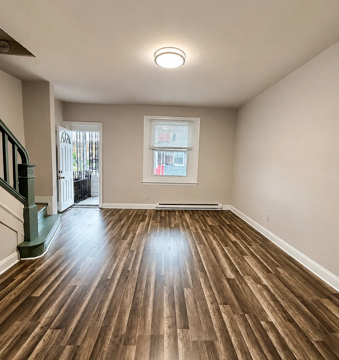 Pet-Friendly 3-Bedroom Home Available Now — Photo 2
