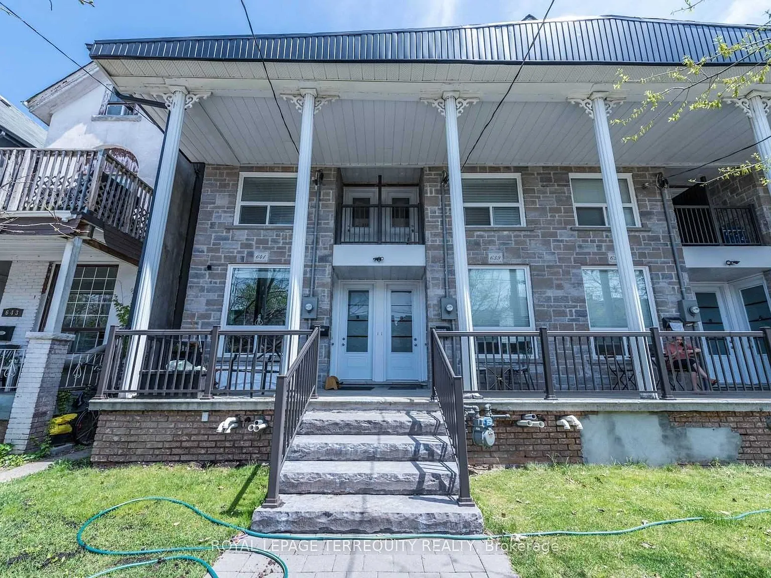 2 bed, $2,300 — Photo 1