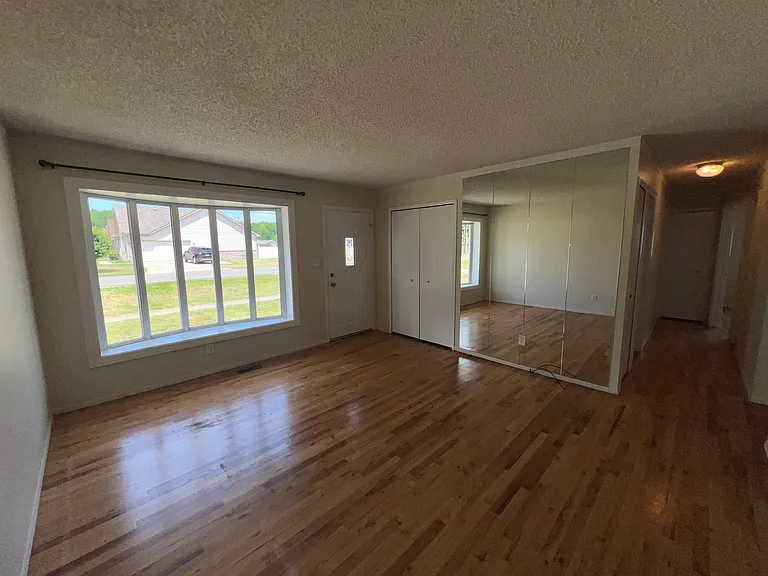 25563 Baker St #1 — Photo 5