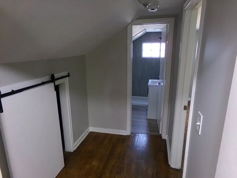 4231 S 42nd St — Photo 5