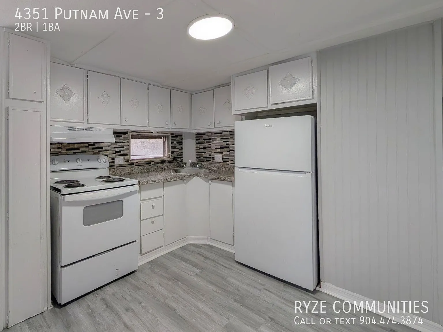 4351 Putnam Ave - 3 | $999 | 2 beds, 1 full bath — Photo 4