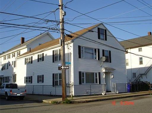 2nd image of 870 King Philip St