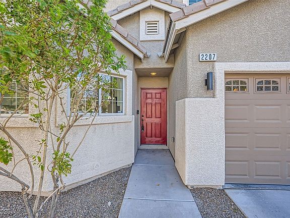 5th image of 2207 Low Creek Ct