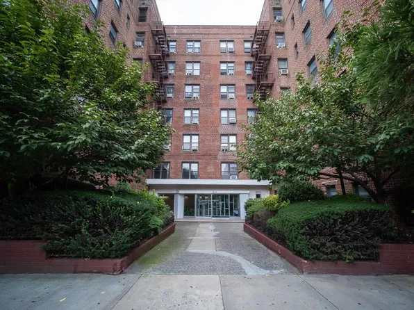 1840 East 13th Street image 1 of 16