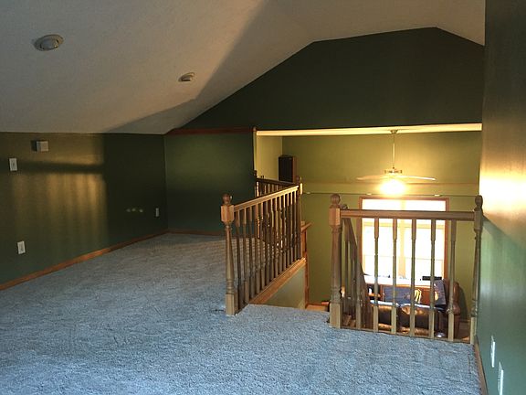 Loft for hobbies or playroom