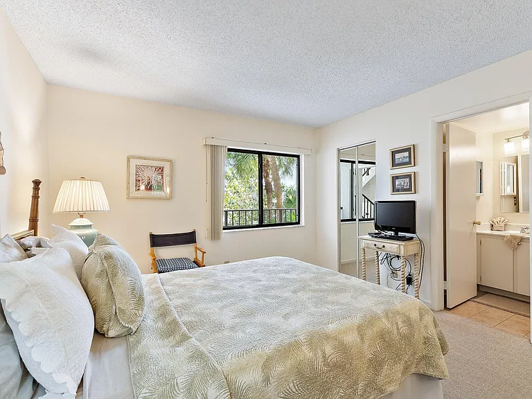 1605 S US Highway 1 #B205 — Photo 25