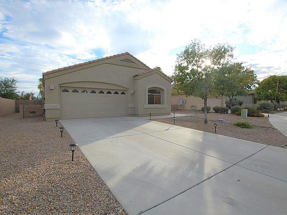 3rd image of 11289 W Farm Village Dr