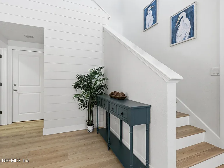 142 Seabrook Dr — Photo 54
