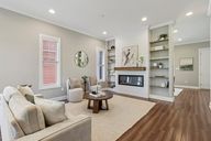 Cayuga Cir-S2407-005.jpg