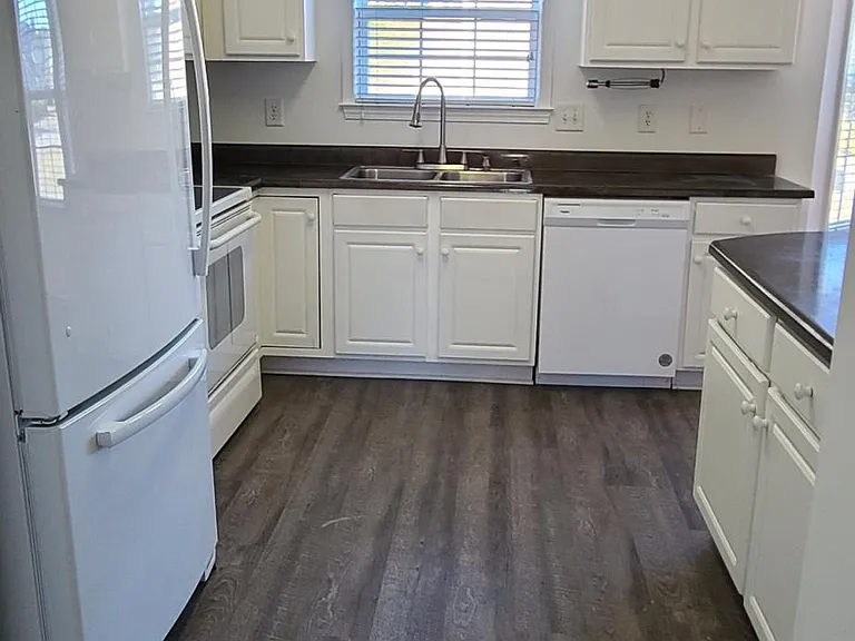 1200 Beeston Ct — Photo 6