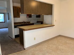 1711 Russian Jack Dr UNIT B3, Anchorage, AK 99508