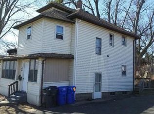 18 Boyer St, Springfield, MA 01109