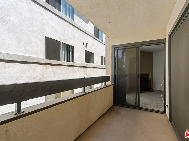 1250 Amherst Ave #201 — Photo 6