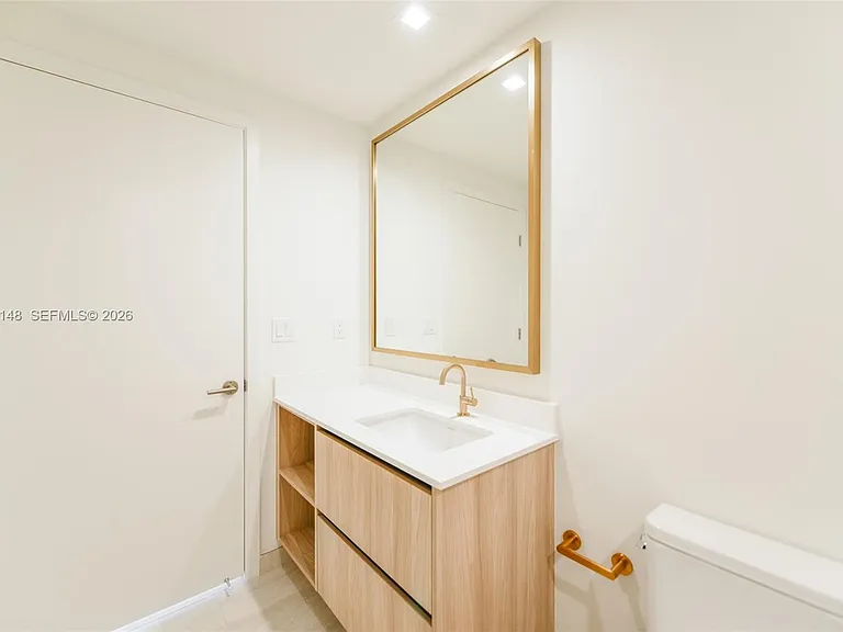 77 SE 5th St #2604 — Photo 13