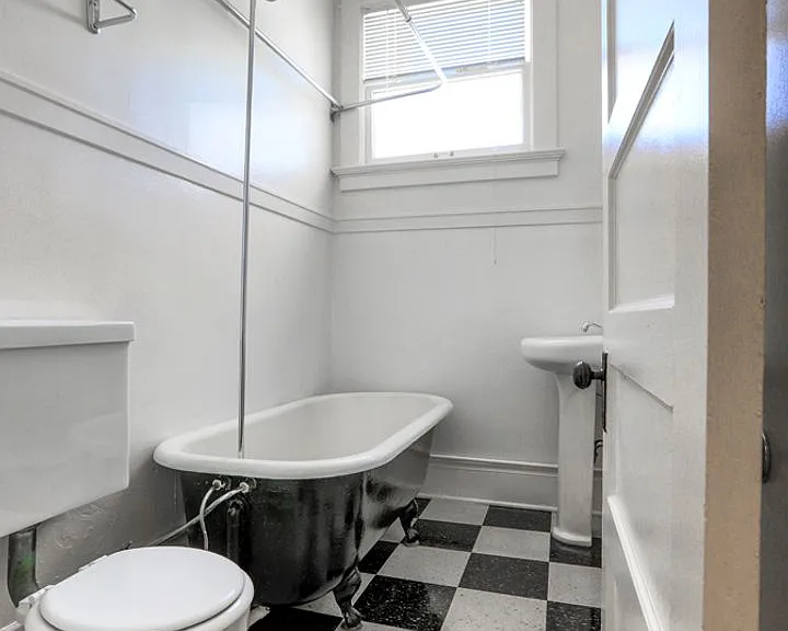 819 NW 23rd Ave — Photo 133
