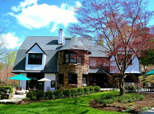 81 Lorillard Rd, Tuxedo Park, NY 10987