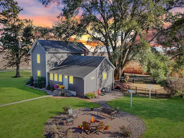 151 County Road 1700 Rd E, Villa Grove, IL 61956