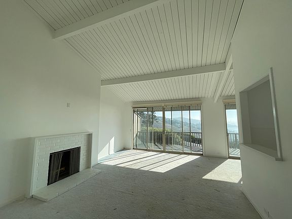 5th image of 28 Marinero Cir
