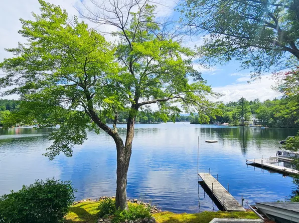 29 Beach St, Tilton, NH 03276