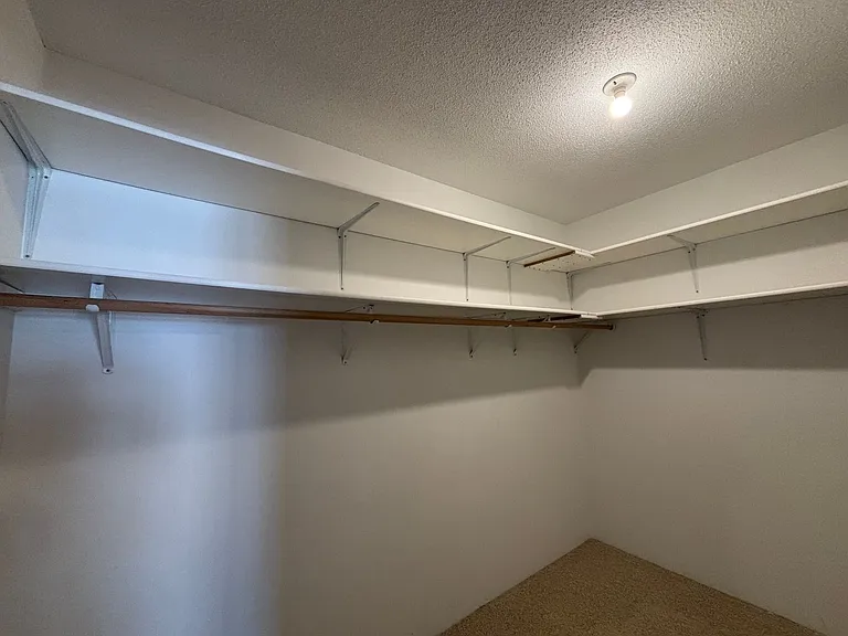 4285 Evergreen Dr — Photo 32