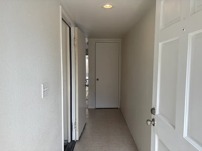 615 E Colorado Blvd #B — Photo 19