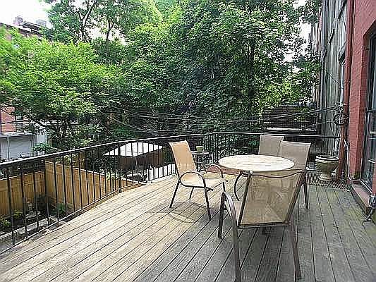4th image of 879 Union St APT 1
