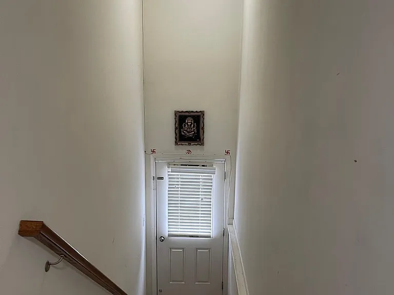 6399 Creekbend Dr — Photo 25
