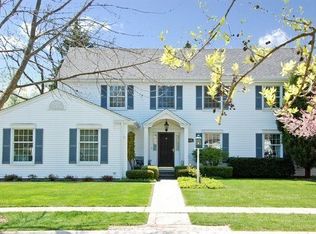 2419 Crabtree Ln, Northbrook, IL