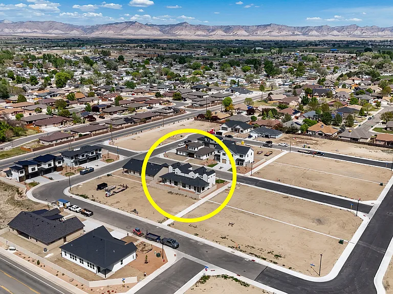 353 Toms Canyon Dr #1 — Photo 32