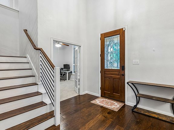 4th image of 7109 New Bury Ct