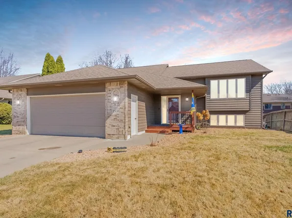 2508 S Alpine Ave, Sioux Falls, SD 57110