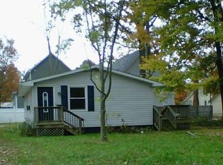 20 10th St, Colonial Beach, VA 22443