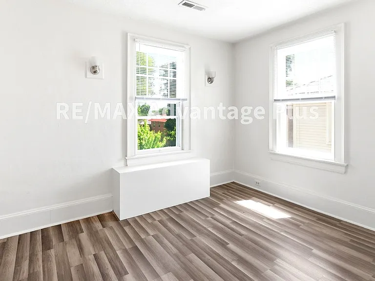 106 Grove St — Photo 12