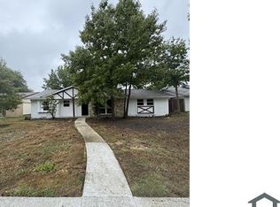 2423 Viva Dr, Mesquite, TX 75150