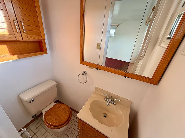 865 Prescott St — Photo 10