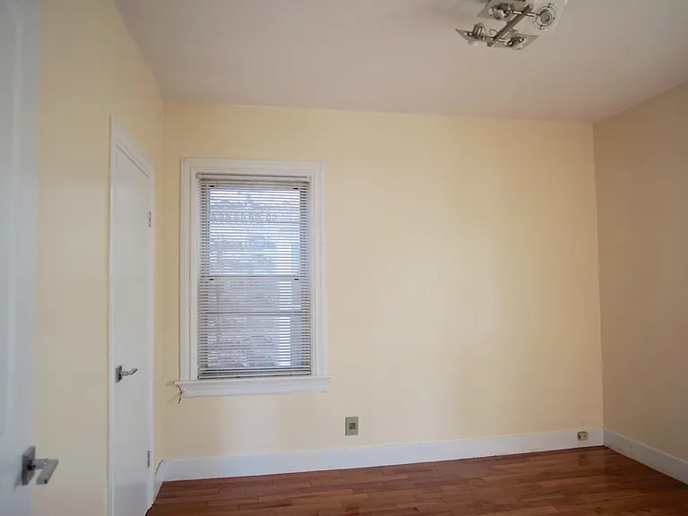 12 Africa St #2 — Photo 2
