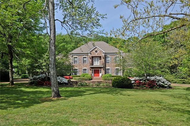 1st image of 1029 Chancery Ln S