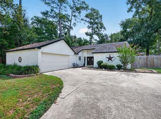 14946 Spring Lake Dr, Houston, TX 77070