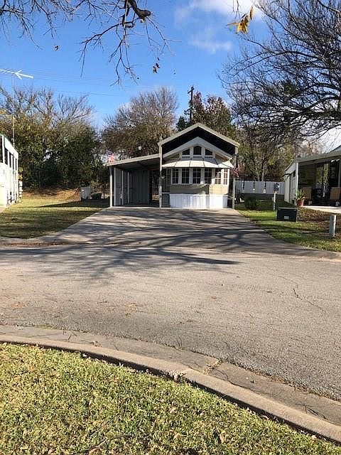 1st image of 806 Brazos Harbor Cir