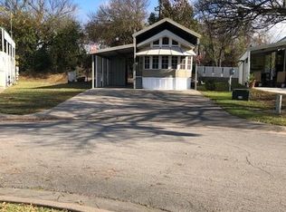 806 Brazos Harbor Cir, Granbury, TX 76048