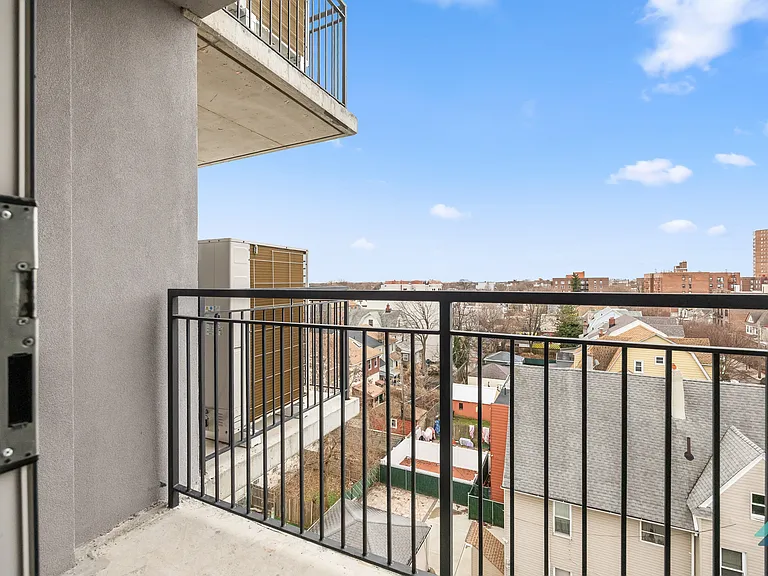 3510 Glenwood Rd #5J — Photo 11